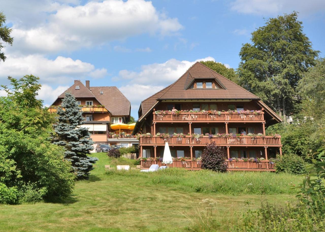 Imbery Hotel & Restaurant Hinterzarten Bagian luar foto